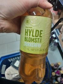 Rema 1000 hyldeblomst sukkerfri saft indeholder Saccharin