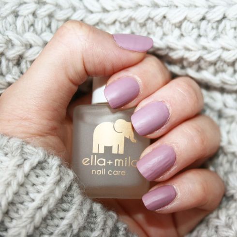 ellamila-Matte-ly-In-Love-Matte-Top-Coat-and-Dulce-Amor-Nail-Polish-v2